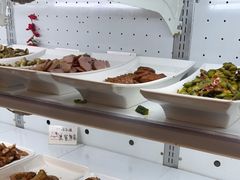 -哈尔滨小酒馆·鲜肉现穿自助烧烤(康新花园店)