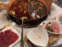 -墨居上隐·院子里火锅(峨眉店)
