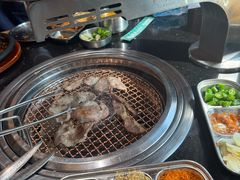 -韩烧牛中牛·甄选黑牛烤肉(黑金店)