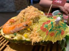 菠萝海鲜炒饭-小娘惹厨房Little Nyonya(狮城有约上榜店)