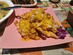 -月亮眼花园餐厅书吧酒吧