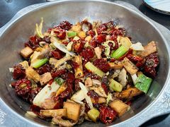 -龙顺园麻辣香锅(机场店)