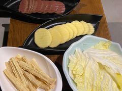 -快乐小羊·内蒙牛羊肉火锅(流花中心店)