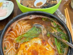 砂锅米粉-猪脑壳凉面(武陵源店)