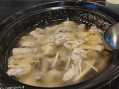 -东椰·海南椰子鸡火锅(朝阳门店)