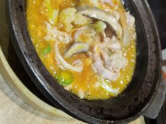 -极有家小鱼小鸡石锅煲(佳兆业店)