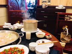 -老来福·非遗酸汤兔(凯旋路店)