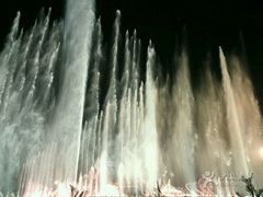 -东港音乐喷泉广场