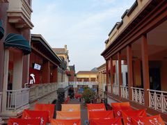 -王府井奥莱临潼小镇(临潼店)