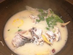 -咕嘟草帽鱼·牛奶一样的鲜鱼汤(包河万达广场创始店)