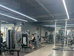 -超鹿运动(五四路恒力城店)