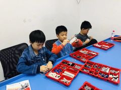 -童程童美少儿编程乐高机器人(河西万达校区)