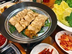 -喇喇排骨火锅·传统韩式脊骨汤(望京西园总店)