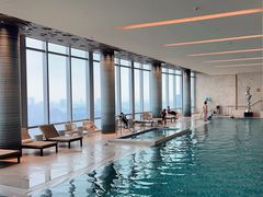 -成都华尔道夫酒店游泳池