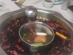 -九尺赵老四鲜鹅肠火锅