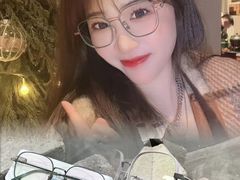 -爱视眸Eyeblling眼镜·依视路·蔡司镜片折扣店(百联南方商城购物中心)