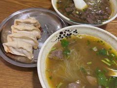 -黄阿姨锅贴大王(万航渡路店)