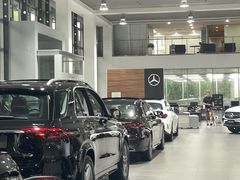 -上海星瀚奔驰4S店(红柳路店)