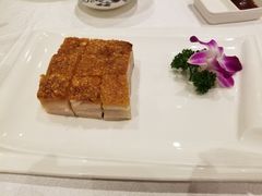 -景月阁空中食府(希尔顿酒店)