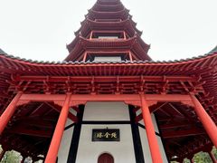 -绳金塔