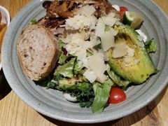 鸡肉牛油果沙拉-The Diner X餐厅(青岛万象城店)