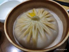 蟹黄吸管汤包-隆喜元鱼汤包·海鲜(中联广场店)