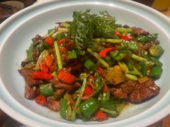 -老滇山寨•云南特色菜•地方菜•民族风情歌舞表演(金碧店)