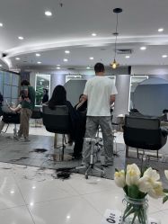 -八佰伴8008星级形象店