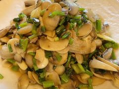 雪菜蘑菇肉片-旅马餐厅(茅家埠店)