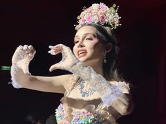 -金东尼人妖秀