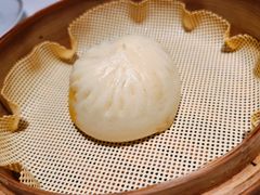 蟹粉鲜肉大包-新荣记(建国门外大街店)