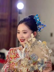 -莫小姐婚纱