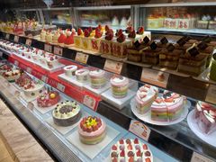 -罗森尼娜(德思勤店)