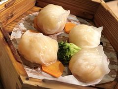 -全家便利店(襄阳南路店)