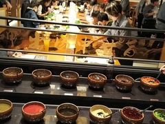 自助调料区-呷哺呷哺(长治万达店)