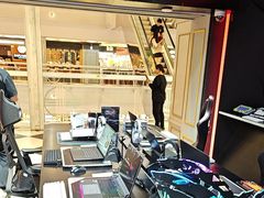 -ROG玩家国度(美罗城店)