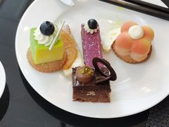 -圣丰索菲特·2 On 988 Café 自助餐厅