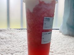 芝芝莓莓桃-喜茶(上海五角场万达店)