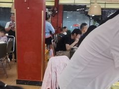 -刘姐啤酒鱼民族演艺餐厅(西街总店)