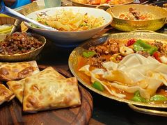 新疆大盘鸡-楼兰新疆主题餐厅(悠方店)