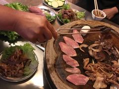 -老姐石板烧烤+铜炭火锅(总店)