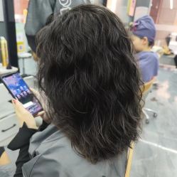 -藤野造型烫发染发