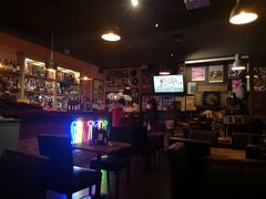 -SISTERS BAR RESTAURANT川意酒馆(嘉善老市H楼店)