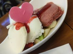 -MADO冰淇淋咖啡馆(淘金店)