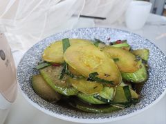 -状元人家·公园别墅衡东土菜(溪悦荟店)