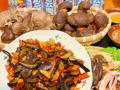 -阿山卓·野生菌火锅·纳西火塘烤肉