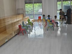 -西安小天鹅艺术团(曲江Alice店)