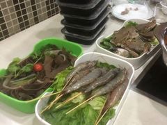 -尚品海鲜肥牛自助火锅(湖明店)