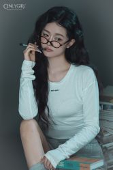 -onlygirl摄影美学馆高端定制(江滩店)