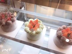 -花花卷卷·鲜食蛋糕(静安久光百货店)
